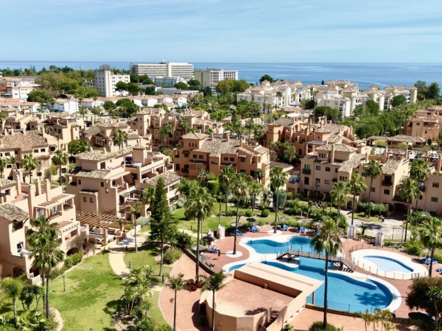 Apartamento con 2 Dormitorios  en Hacienda del Sol