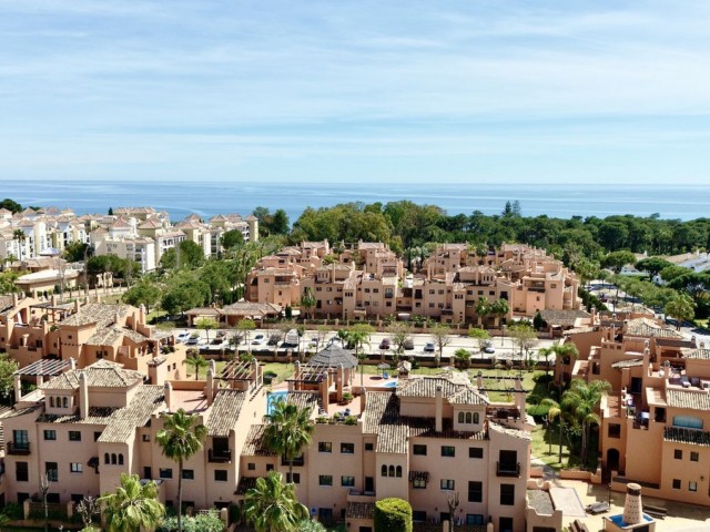2 Bedrooms Apartment in Hacienda del Sol