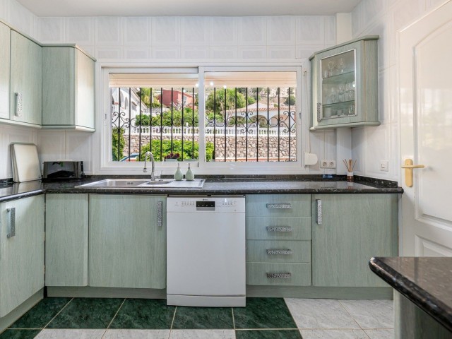 Villa avec 5 Chambres  à Benalmadena