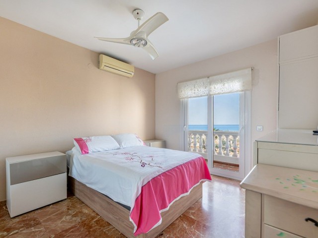 Villa avec 5 Chambres  à Benalmadena