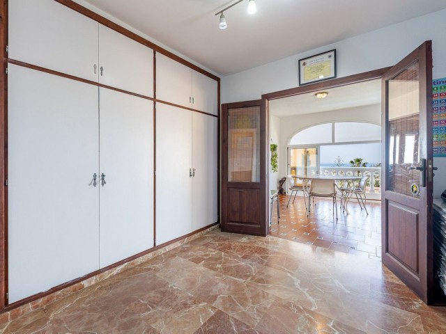 Villa avec 5 Chambres  à Benalmadena