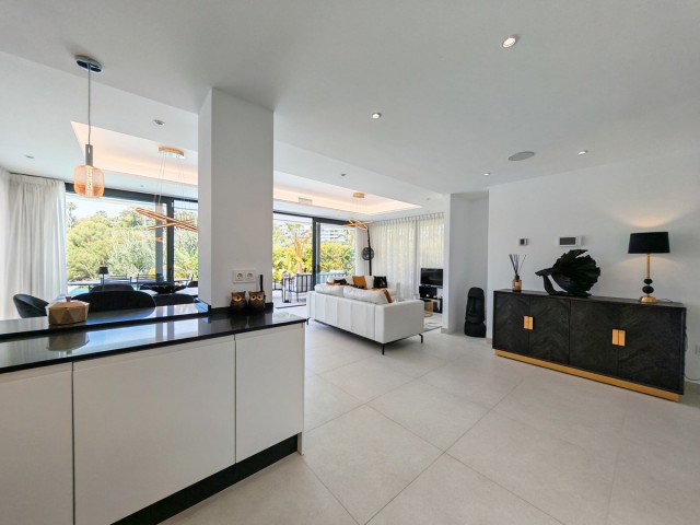 Villa avec 5 Chambres  à Estepona