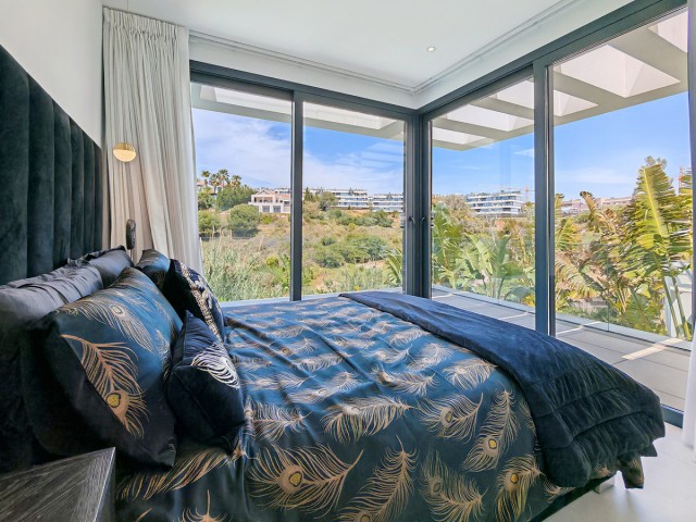 Villa avec 5 Chambres  à Estepona