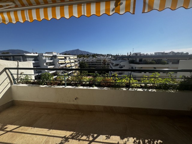 Huoneisto, Guadalmina Alta, R5368963