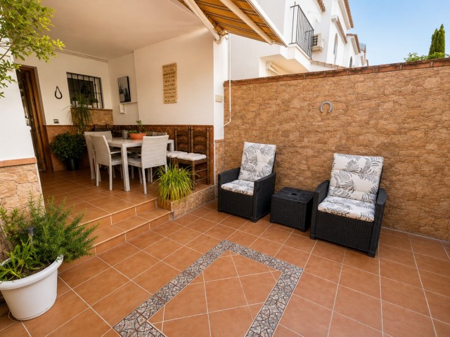 Maison mitoyenne avec 3 Chambres  à Alhaurín de la Torre