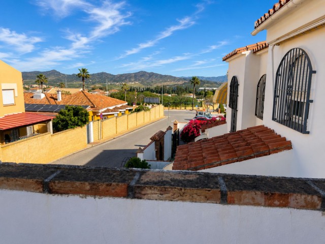 Maison mitoyenne avec 3 Chambres  à Alhaurín de la Torre