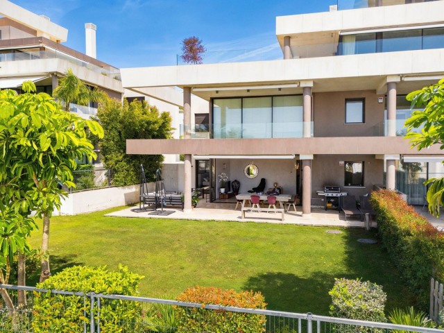 Apartment, Cabopino, R5374417