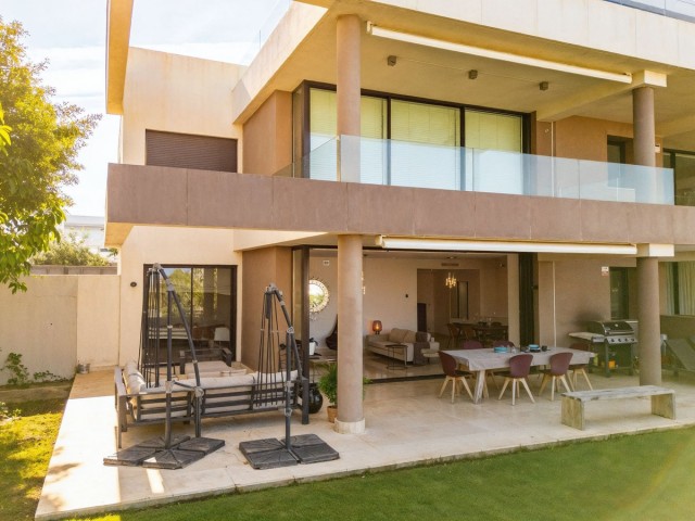 Apartment, Cabopino, R5374417