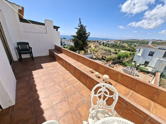 Maison mitoyenne avec 3 Chambres  à La Duquesa