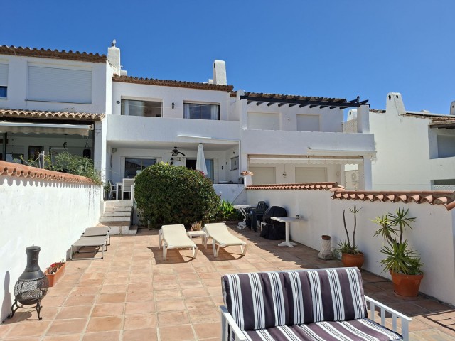 3 Bedrooms Townhouse in La Duquesa