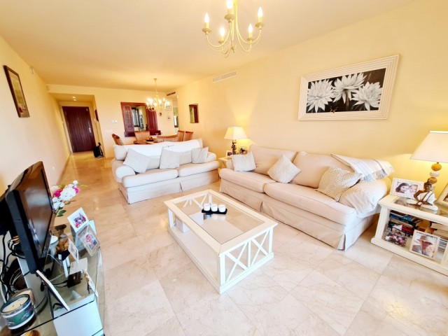 Apartment, New Golden Mile, R5376910