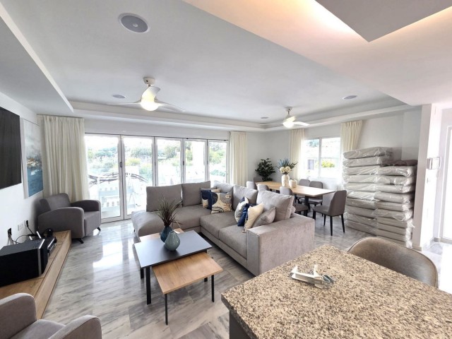 4 Schlafzimmer Villa in Artola