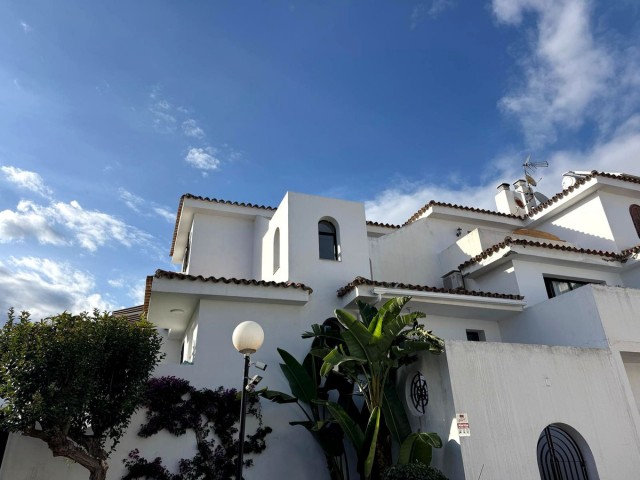 Rivitalo, New Golden Mile, R5380201