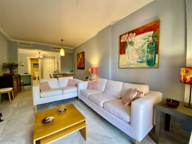Huoneisto, Hacienda del Sol, R5371354