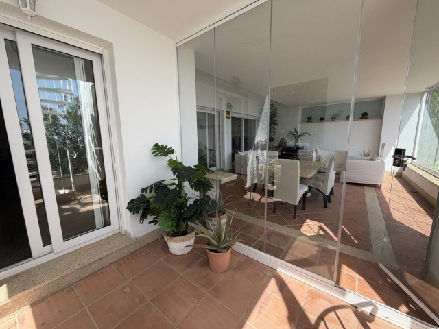Maison mitoyenne avec 3 Chambres  à Santa Clara