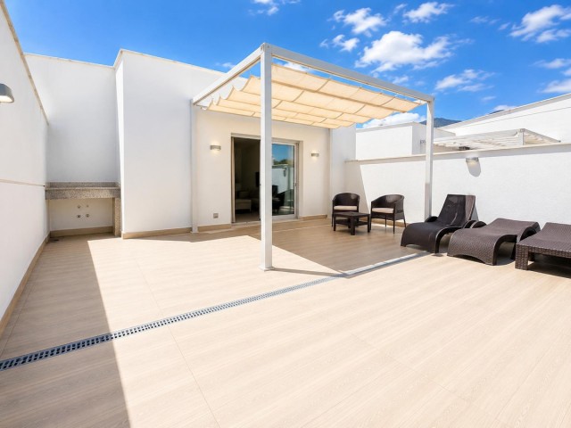 Apartment, Cortijo Blanco, R5382322