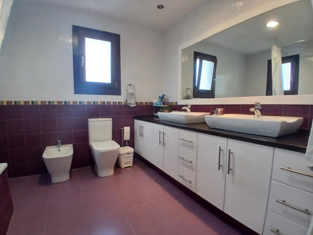 4 Soveroms Villa i Los Pacos