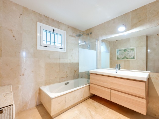 2 Slaapkamer Appartement in Guadalmina Alta