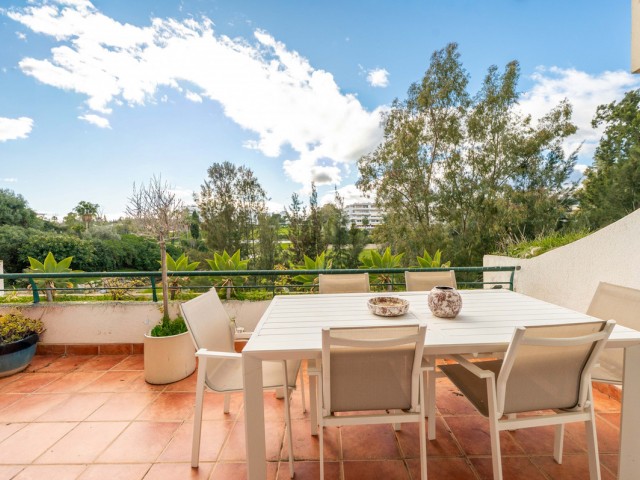 2 Slaapkamer Appartement in Guadalmina Alta