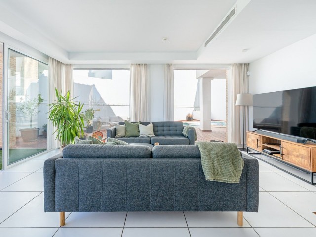 5 Bedrooms Villa in Torremuelle
