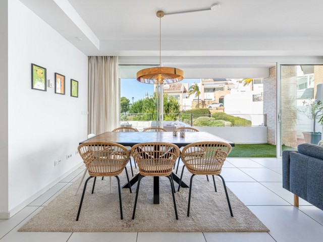 5 Bedrooms Villa in Torremuelle