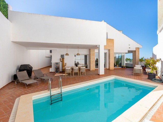 5 Bedrooms Villa in Torremuelle