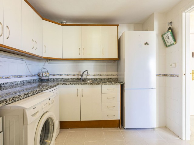 Huoneisto, Costabella, R5386711