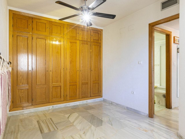 Huoneisto, Costabella, R5386711
