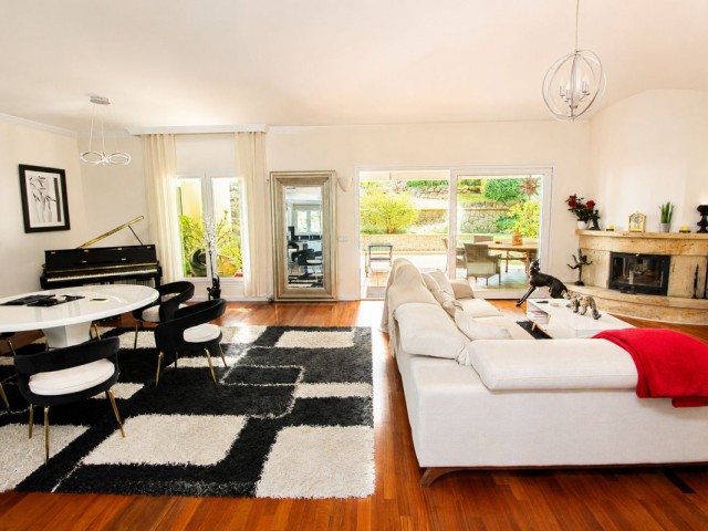 6 Schlafzimmer Villa in Sierrezuela
