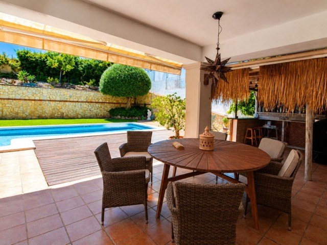 6 Schlafzimmer Villa in Sierrezuela