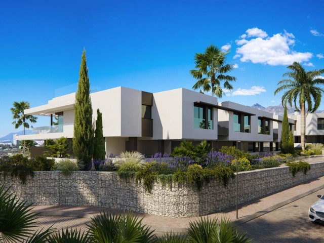 4 Bedrooms Villa in Marbella