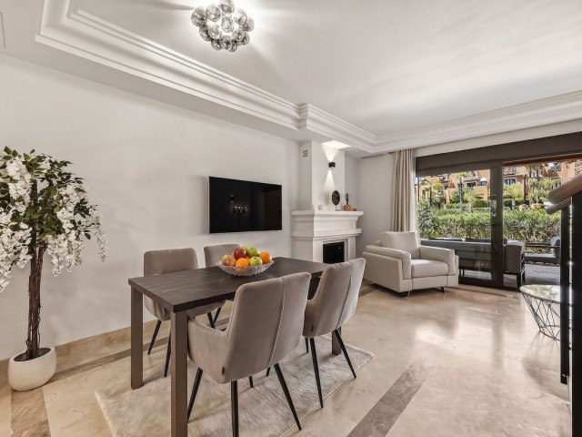 Maison mitoyenne avec 2 Chambres  à Bahía de Marbella