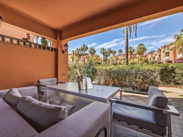 Maison mitoyenne avec 2 Chambres  à Bahía de Marbella