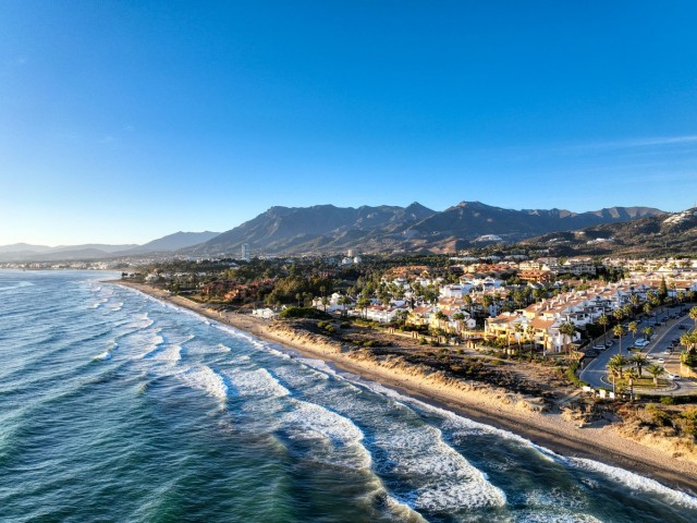 Maison mitoyenne avec 2 Chambres  à Bahía de Marbella
