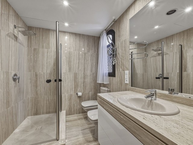 Maison mitoyenne avec 2 Chambres  à Bahía de Marbella