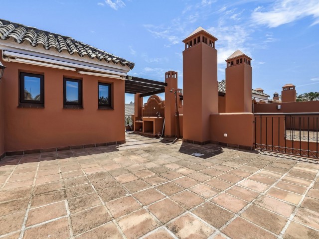 Maison mitoyenne avec 2 Chambres  à Bahía de Marbella