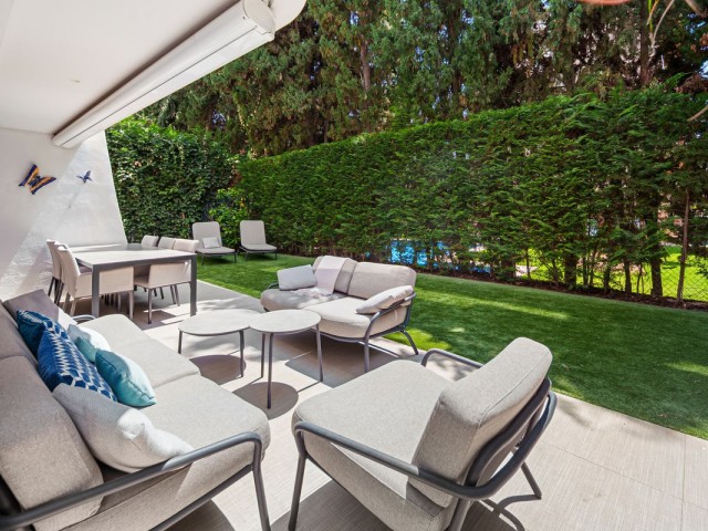 2 Bedrooms Apartment in Marbesa