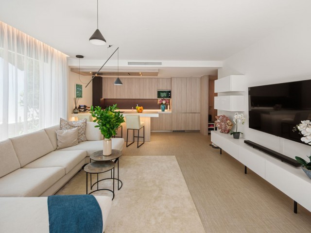 2 Bedrooms Apartment in Marbesa