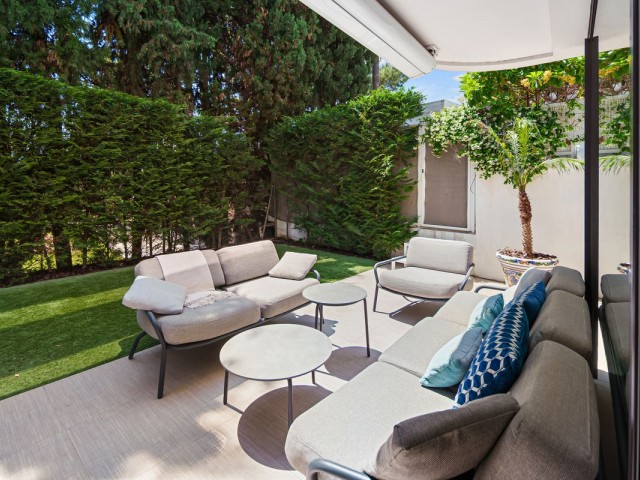2 Bedrooms Apartment in Marbesa
