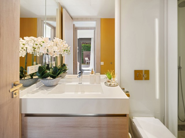 2 Bedrooms Apartment in Marbesa