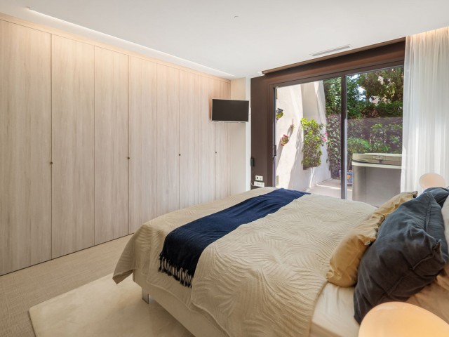 2 Bedrooms Apartment in Marbesa