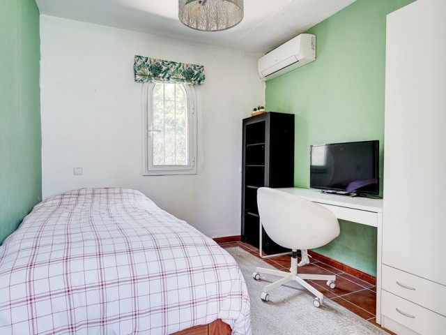 4 Schlafzimmer Villa in Sierrezuela