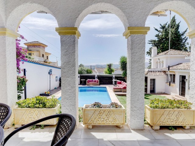 4 Schlafzimmer Villa in Sierrezuela