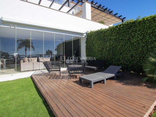 Maison mitoyenne, Santa Clara, R5388349