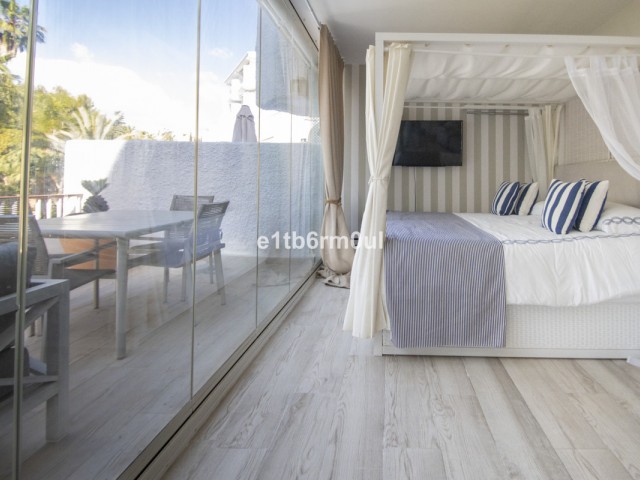 1 Bedrooms Apartment in The Golden Mile