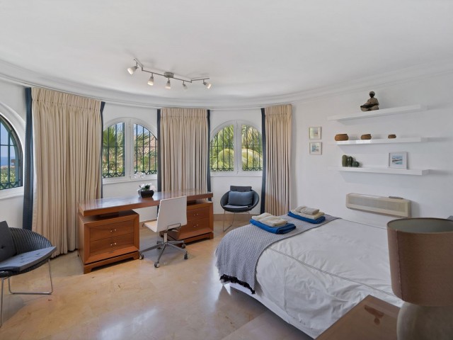 Villa avec 6 Chambres  à Hacienda Las Chapas