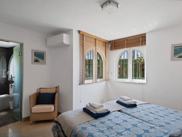 Villa avec 6 Chambres  à Hacienda Las Chapas