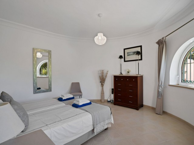 Villa avec 6 Chambres  à Hacienda Las Chapas