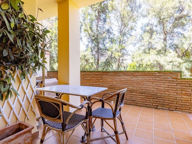 Maison mitoyenne avec 2 Chambres  à Torrequebrada