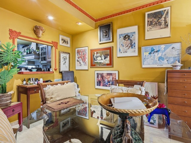 Maison mitoyenne avec 2 Chambres  à Torrequebrada